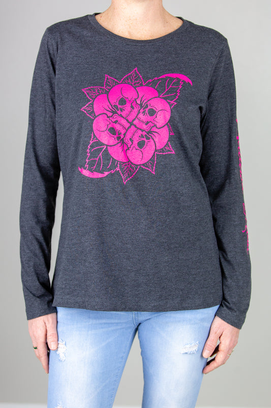 Long Sleeve in Dark Heather Grey w/pink skull flower